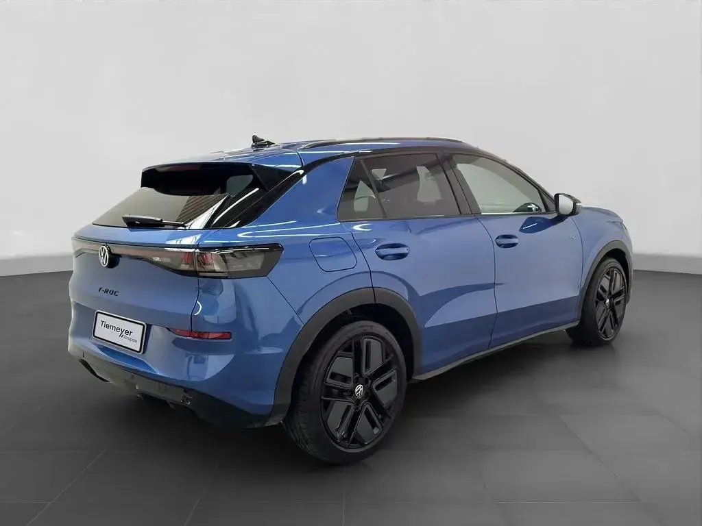 Neu VW T-Roc R-line 150 PS (110 kW) 2026 Blau SUV
