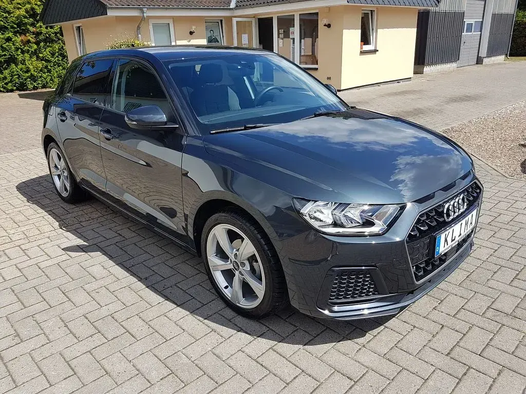 Gebraucht Audi A1 Sportback Advanced Plus 95 PS (69 kW) 2024 Grau Kleinwagen