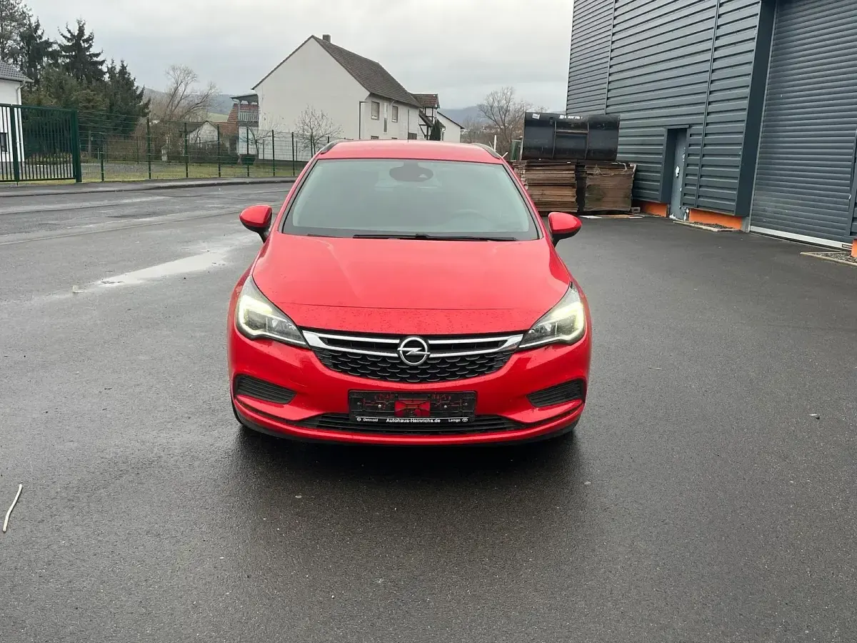 Usata Opel Astra 122 CV (89 kW) 2018 Rosso Station wagon