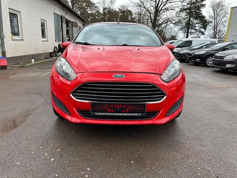 Gebraucht Ford Fiesta SYNC Edition 65 PS (47 kW) 2014 Rot Kleinwagen