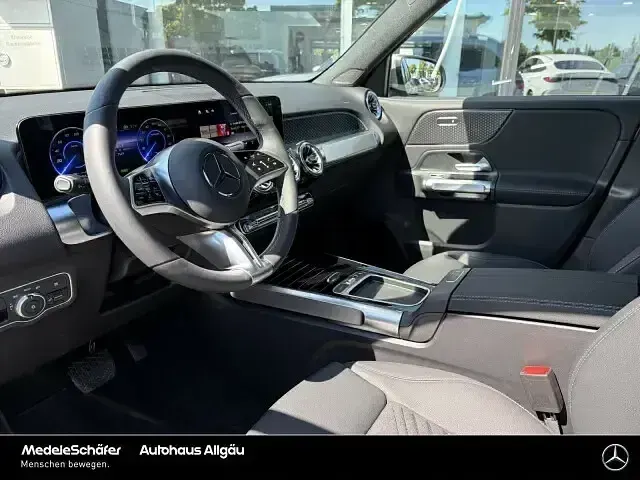 Gebraucht Mercedes EQB300 Progressive 167 kW (228 PS) 2025 Lack hightechsilber SUV