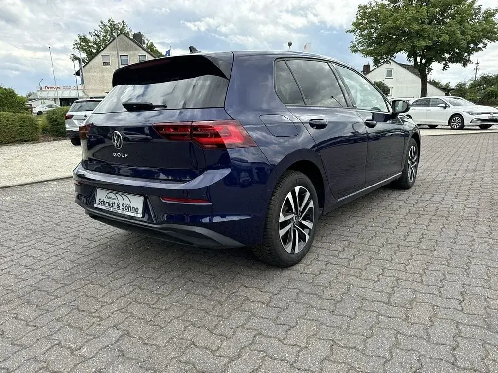 Gebraucht VW Golf VIII United 131 PS (96 kW) 2020 Blau metallic Limousine
