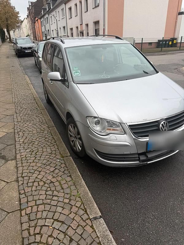 Gebraucht VW Touran 140 PS (102 kW) 2008 Silber Van / Kleinbus