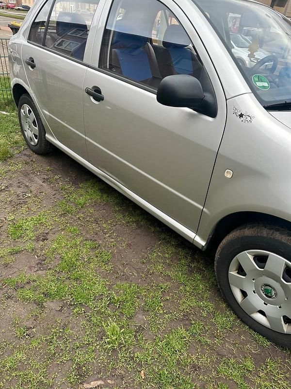 Gebraucht Skoda Fabia 75 PS (55 kW) 2005 Silber Kleinwagen