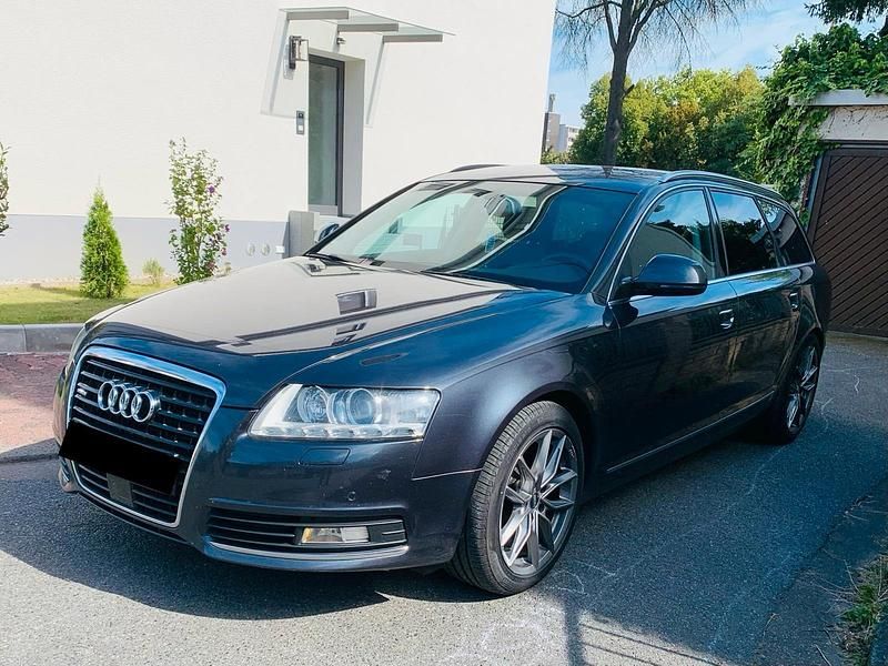 Grau Gebraucht 2010 Audi A6 Kombi | 7.000 € (Guter Preis) - Bild 1/4