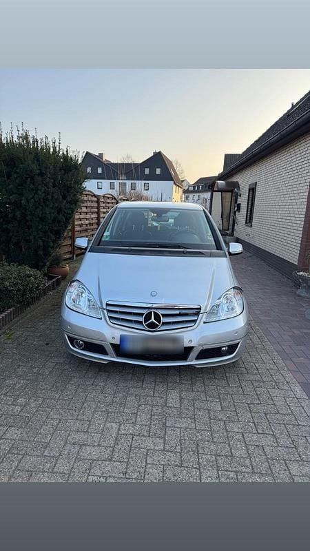 Gebraucht Mercedes A150 75 PS (55 kW) 2008 Silber Kleinwagen