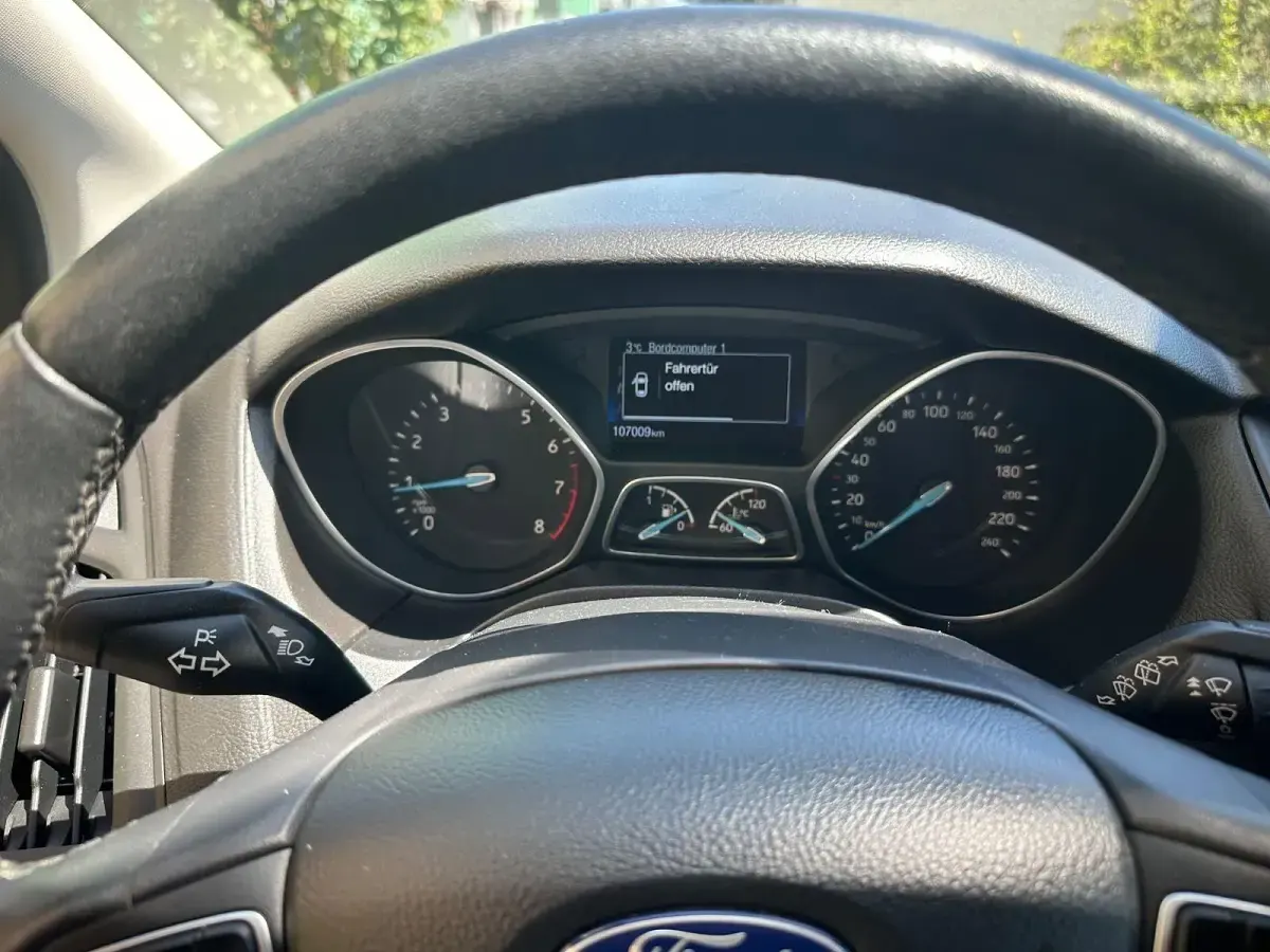 Usado Ford Focus Business Edition 125 CV (91 kW) 2018 Negro Berlina