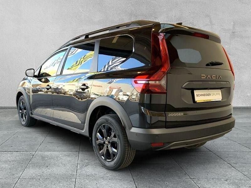 Neu Dacia Jogger Extreme 110 PS (80 kW) 2025 Schwarz Van / Kleinbus