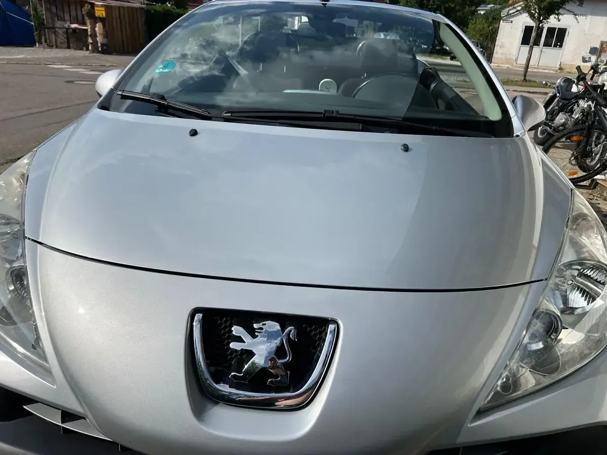 Gebraucht Peugeot 207 CC Platinum 120 PS (88 kW) 2008 Silber Cabrio