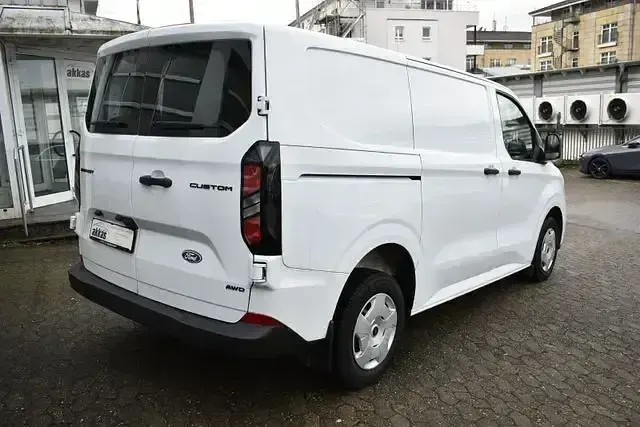 Gebraucht Ford Transit Custom Trend 136 PS (100 kW) 2024 Andere Limousine