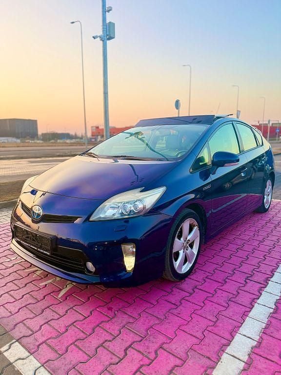 Gebraucht Toyota Prius Edition 99 PS (72 kW) 2012 Blau Limousine