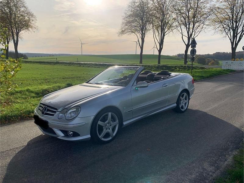 Silber Gebraucht 2007 Mercedes CLK350 Avantgarde Cabrio | 9.500 € (Fairer Preis) - Bild 1/4