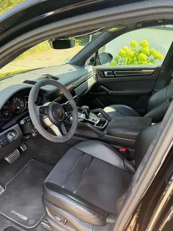 Gebraucht Porsche Cayenne 460 PS (338 kW) 2022 Schwarz SUV