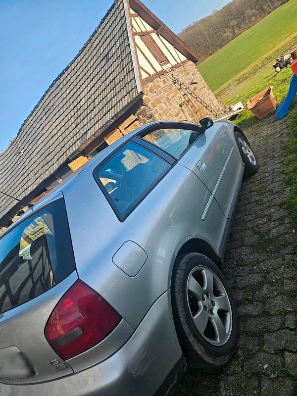 Gebraucht Audi A3 101 PS (74 kW) 2000 Silber Kleinwagen