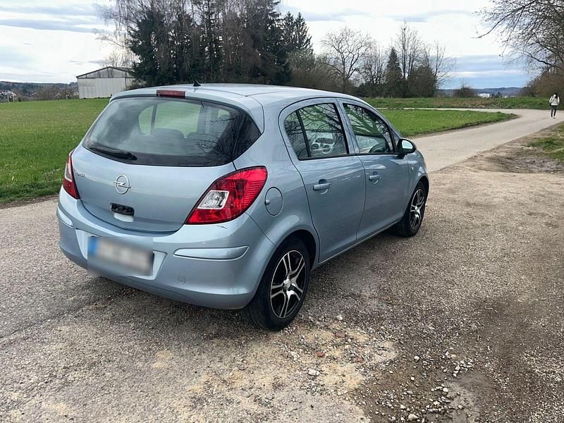 Gebraucht Opel Corsa 90 PS (66 kW) 2008 Kleinwagen