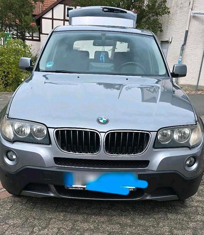 Grau Gebraucht 2009 BMW X3 SUV | 6.000 € (Guter Preis) - Bild 1/4