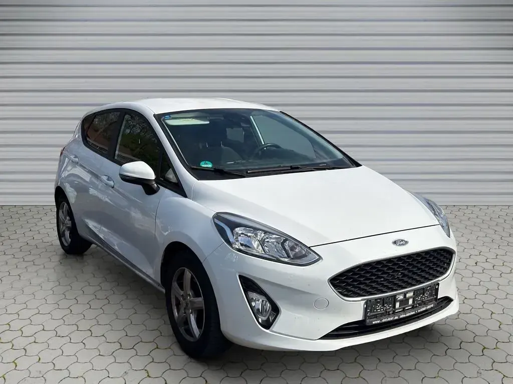 Gebraucht Ford Fiesta Trend 86 PS (63 kW) 2019 Weiß Kleinwagen