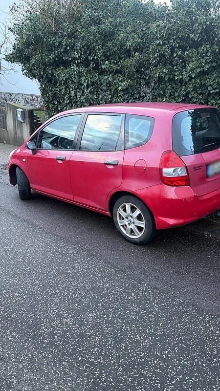 Gebraucht Honda Jazz 77 PS (56 kW) 2005 Rot Kleinwagen