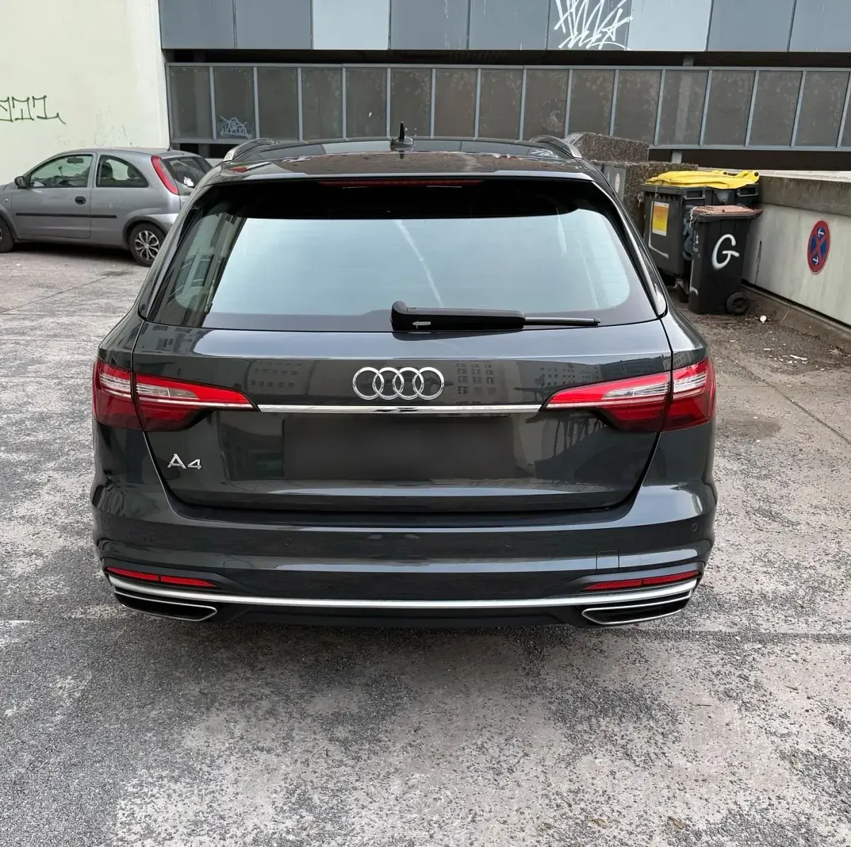 Gebraucht Audi A4 204 PS (150 kW) 2021 Grau Kombi