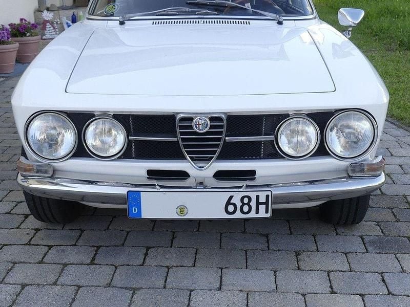 Gebraucht Alfa Romeo 1750 116 PS (85 kW) 1969 Weiß Limousine
