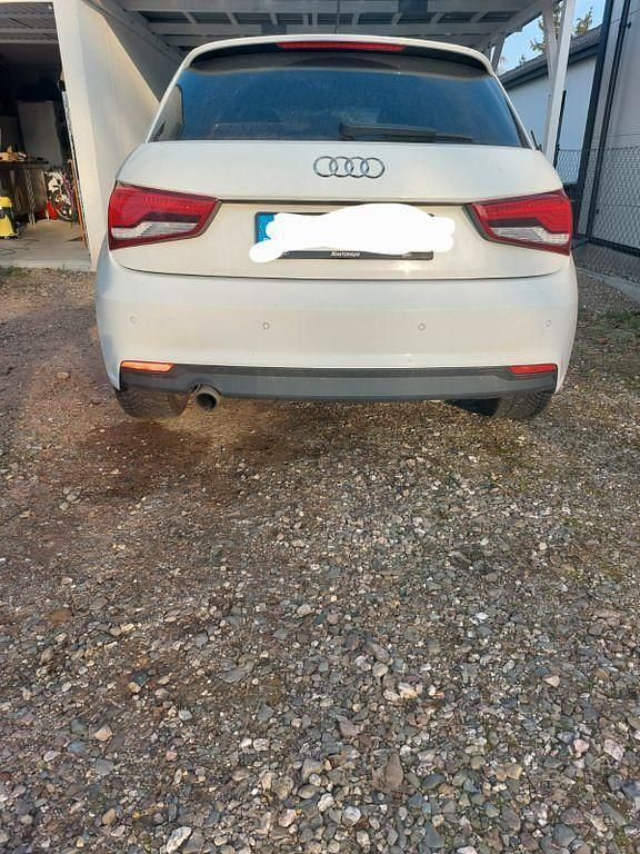 Gebraucht Audi A1 Sportback S-Line 95 PS (69 kW) 2016 Weiß Kleinwagen