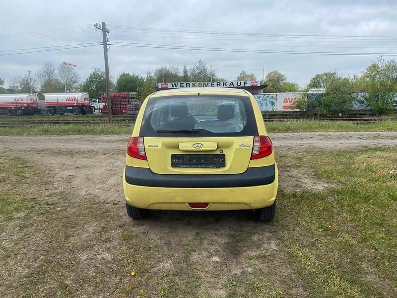 Gebraucht Hyundai Getz 99 PS (72 kW) 2008 Gelb Kleinwagen