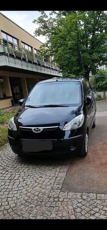 Gebraucht Hyundai i10 67 PS (49 kW) 2010 Schwarz Kleinwagen