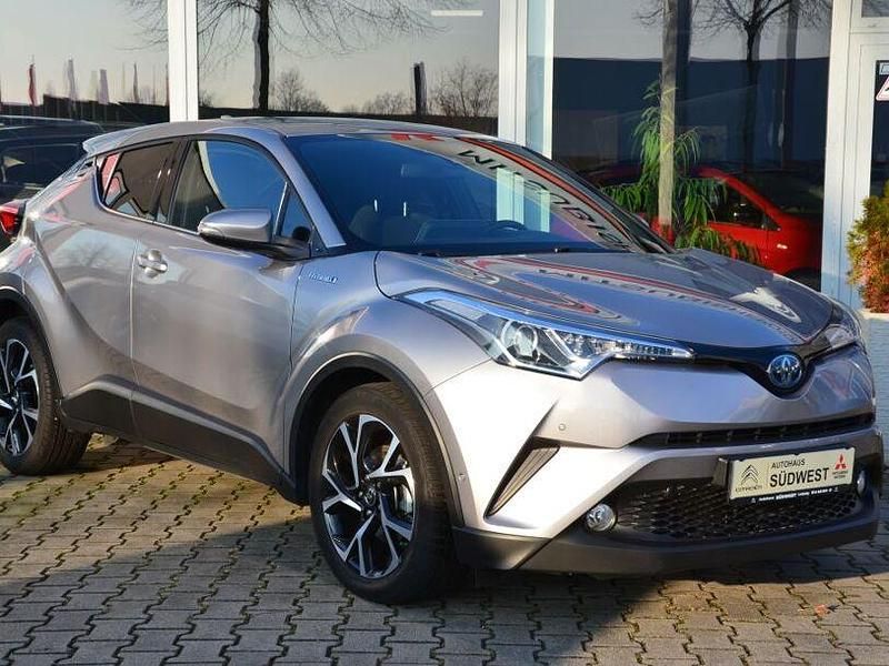 Metalstreamgrau metallic Gebraucht 2020 Toyota C-HR Club SUV | 20.490 € (Fairer Preis) - Bild 1/4