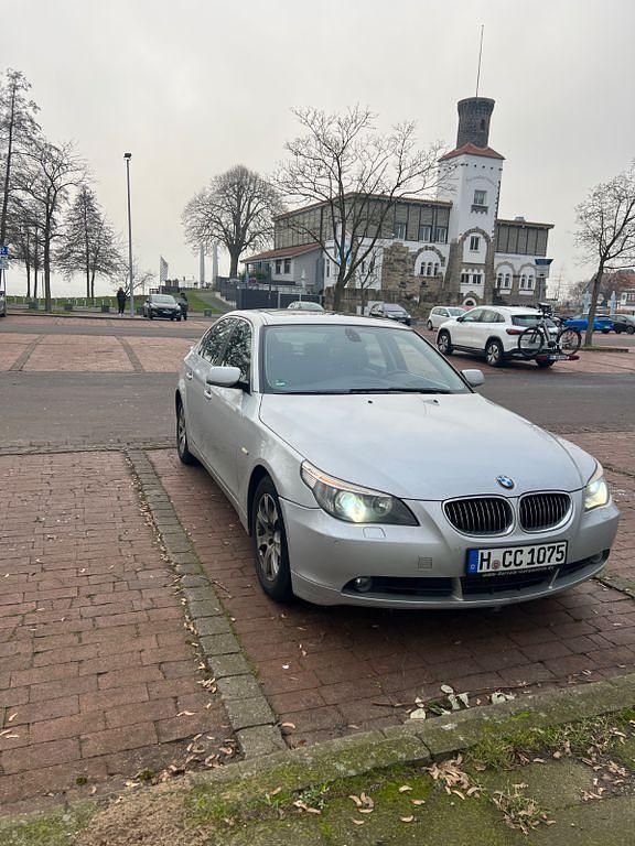Gebraucht BMW 525 Advantage 177 PS (130 kW) 2005 Silber Limousine