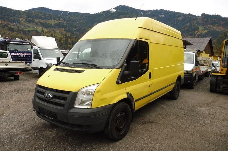 Gebraucht Ford Transit 116 PS (85 kW) 2011 Gelb Pickup