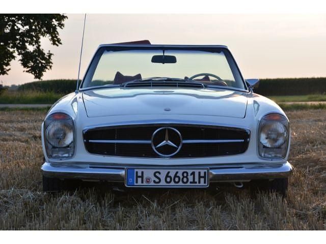 Weiß Gebraucht 1971 Mercedes SL280 Cabrio | 139.990 € - Bild 1/4