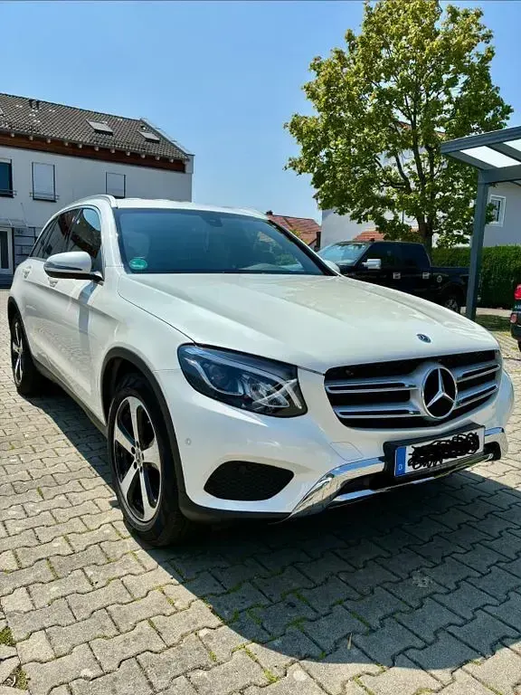 Gebraucht Mercedes GLC220 170 PS (125 kW) 2017 Weiß SUV