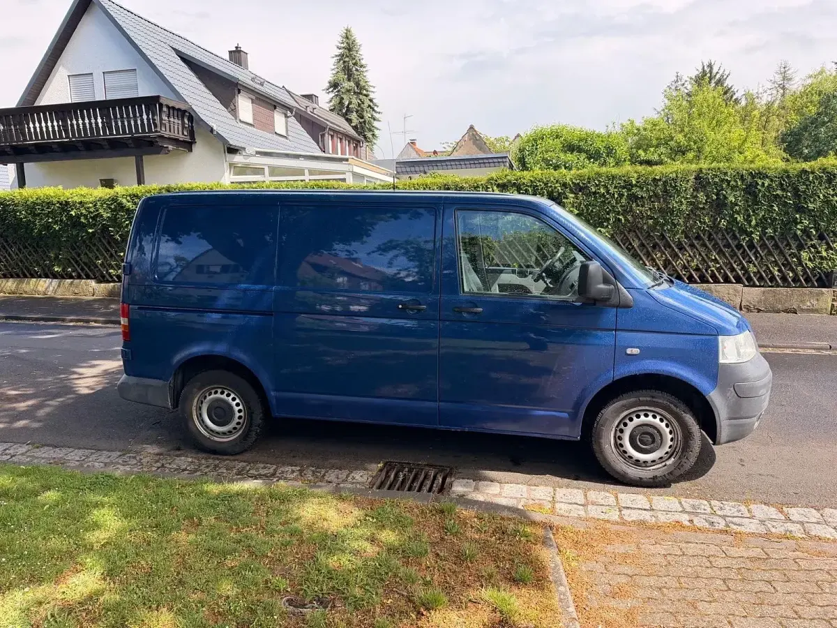 Usata VW Transporter 102 CV (75 kW) 2009 Blu Furgone