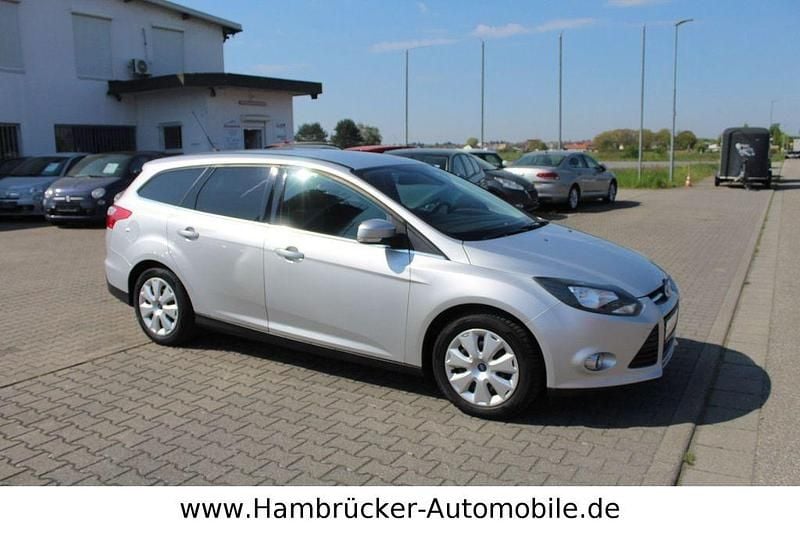 Gebraucht Ford Focus Champions Edition 150 PS (110 kW) 2012 Grau Limousine