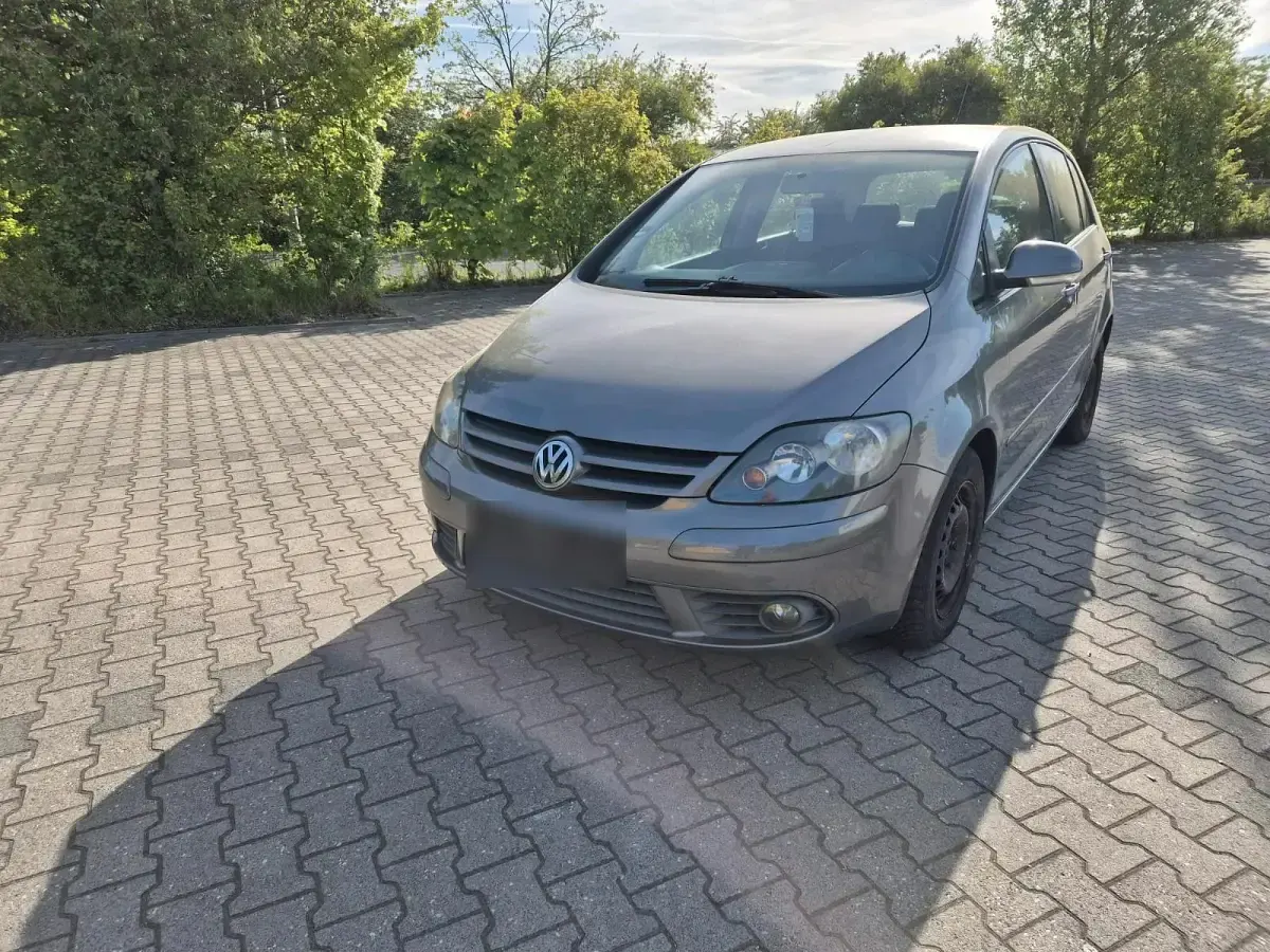 Gebraucht VW Golf Plus Cross 105 PS (77 kW) 2007 Grau Limousine
