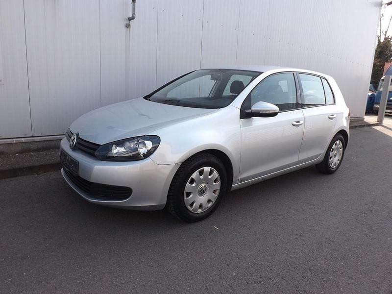 Gebraucht VW Golf VI Trendline 80 PS (58 kW) 2009 Silber Kleinwagen