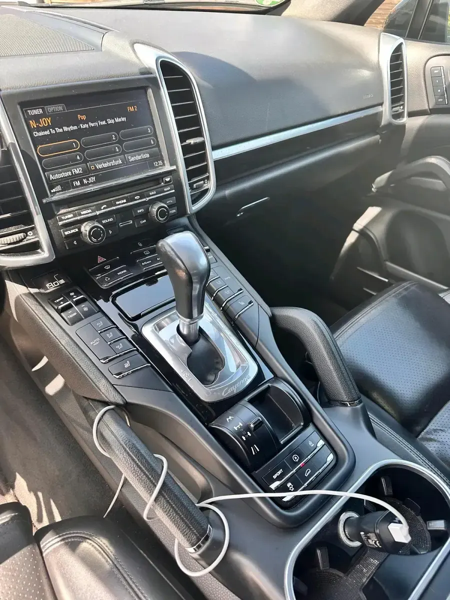Gebraucht Porsche Cayenne 245 PS (180 kW) 2012 Schwarz SUV