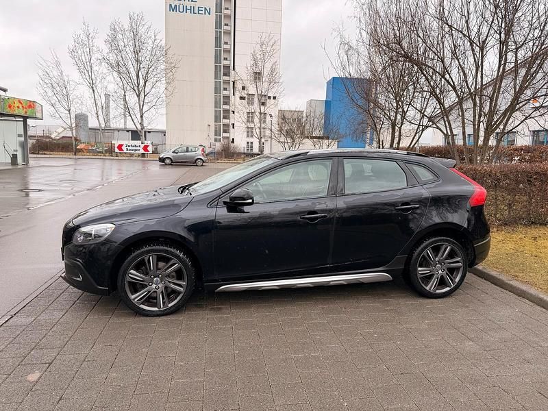 Gebraucht Volvo V40 CC 177 PS (130 kW) 2013 Schwarz Kombi