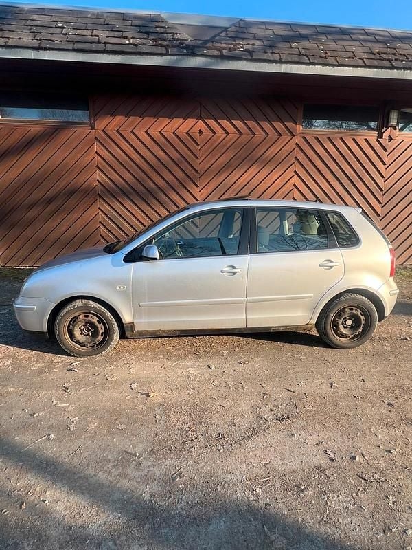 Gebraucht VW Polo 101 PS (74 kW) 2005 Silber Kleinwagen