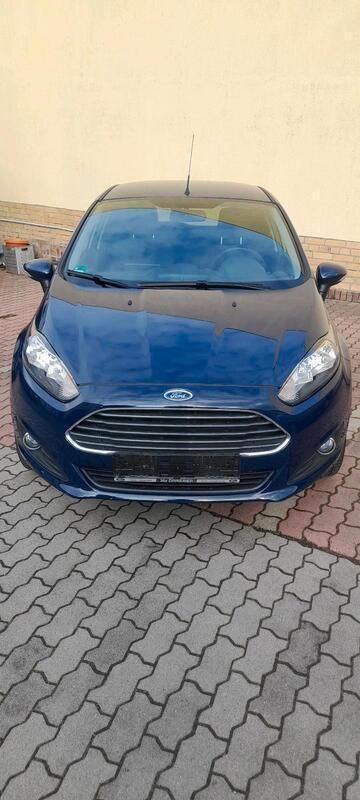 Blau Gebraucht 2014 Ford Fiesta Kleinwagen | 8.000 € (Fairer Preis) - Bild 1/4