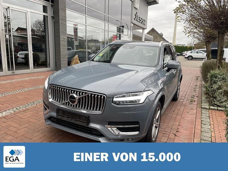 Grau metallic Gebraucht 2021 Volvo XC90 Inscription SUV | 42.900 € (Fairer Preis) - Bild 1/4