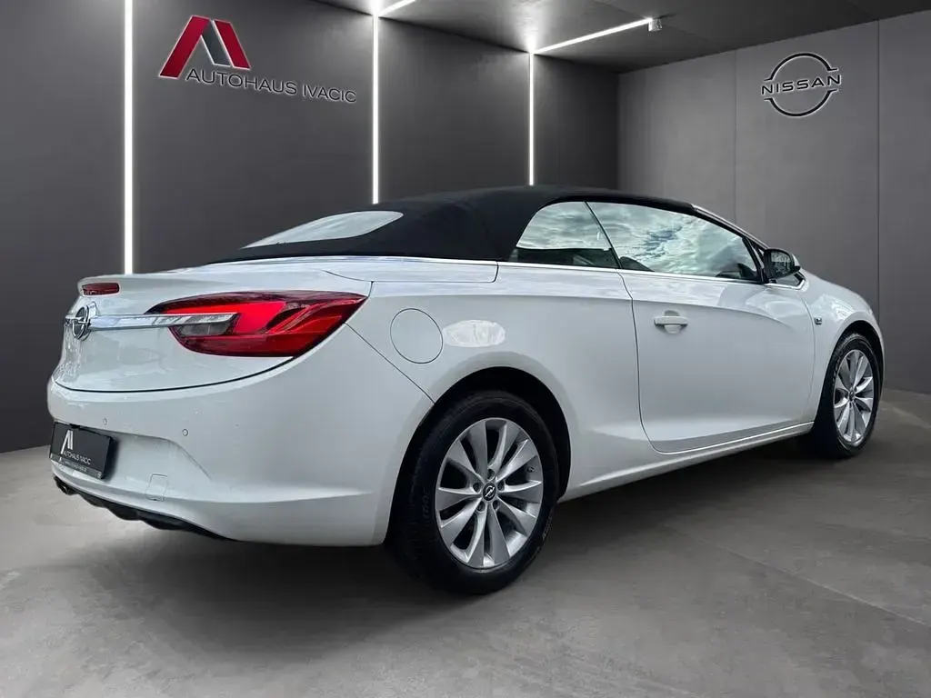 Gebraucht Opel Cascada Innovation 136 PS (100 kW) 2019 Weiß Cabrio