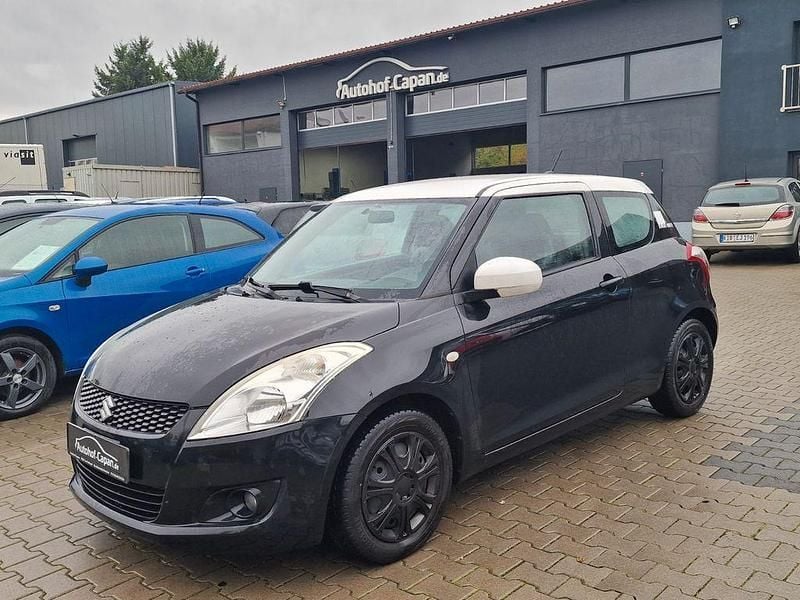 Schwarz Gebraucht 2013 Suzuki Swift Kleinwagen | 3.899 € (Fairer Preis) - Bild 1/4