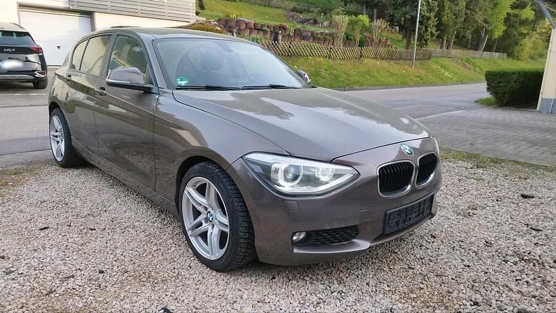 Usata BMW 116 116 CV (85 kW) 2013 Marrone Utilitaria