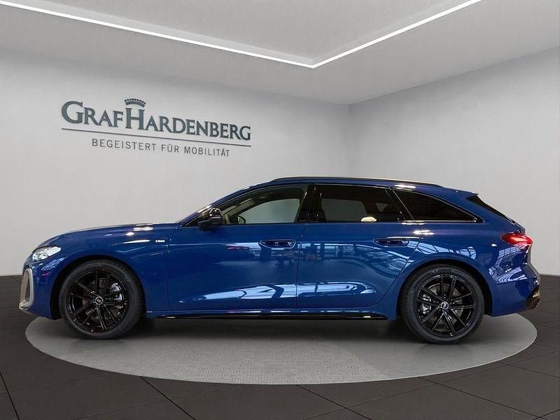 Gebraucht Audi A5 Edition .1 204 PS (150 kW) 2025 Blau Kombi