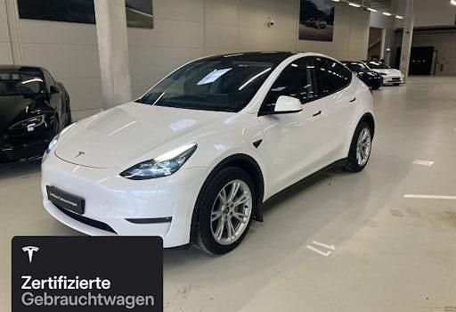 Gebraucht Tesla Model Y 273 kW (372 PS) 2023 Weiß SUV