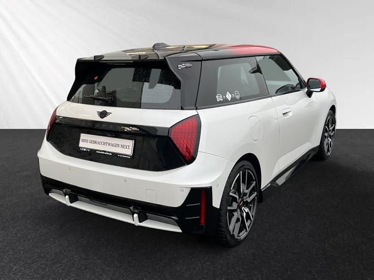 Second-hand Mini Cooper 189 kW (258 CP) 2025 Alb Hatchback