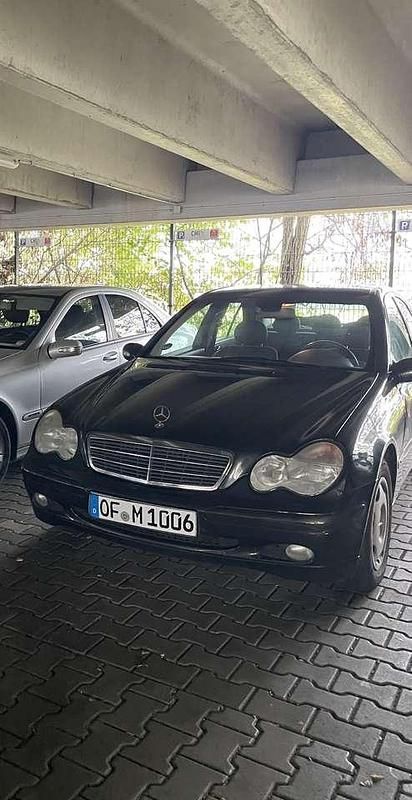 Gebraucht Mercedes C200 Classic 122 PS (89 kW) 2001 Limousine