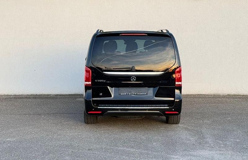 Gebraucht Mercedes V220 Avantgarde 163 PS (119 kW) 2019 Schwarz Van / Kleinbus