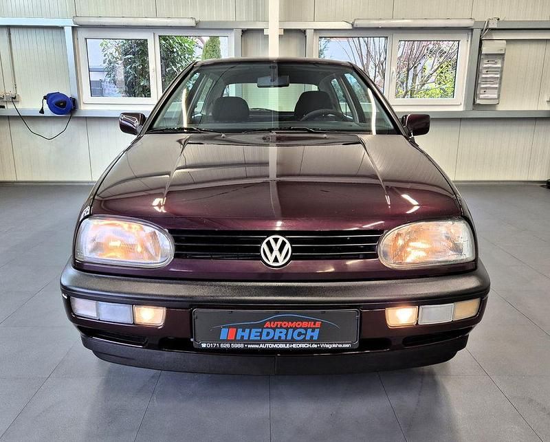 Gebraucht VW Golf III S 75 PS (55 kW) 1994 Violet Limousine